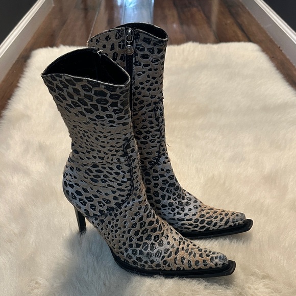 Gianni Bravo Shoes - Elegant Leopard Print Heeled Boots